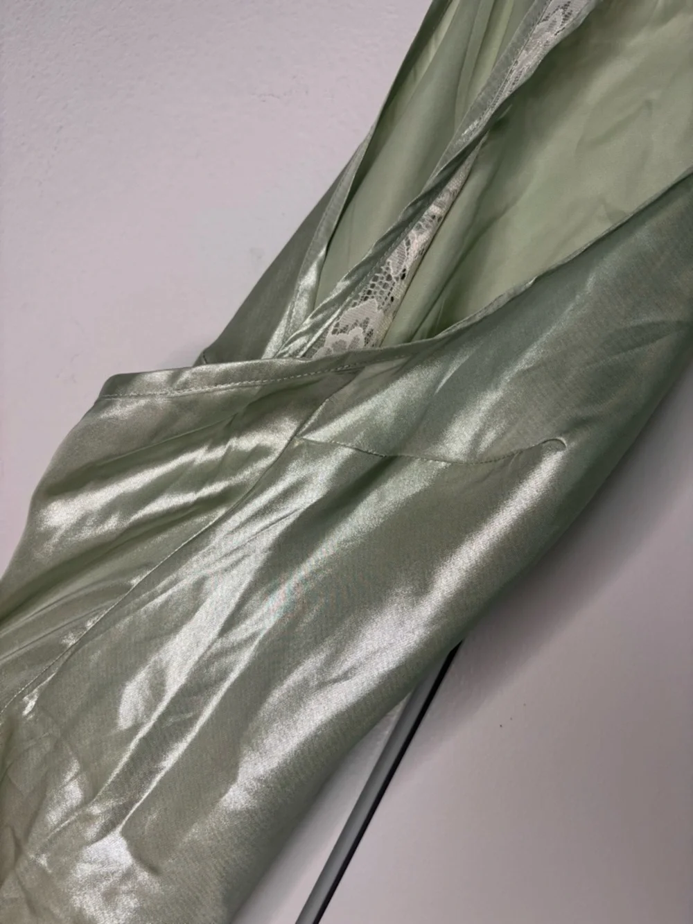 FREE PEOPLE INTIMATELY MINT GREEN METALLIC LACE BACK MIDI DRESS SZ MEDIUM - Picture 7 of 7